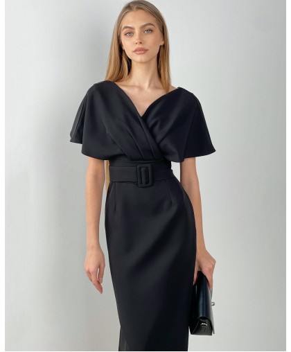 Платье футляр в черном цвете